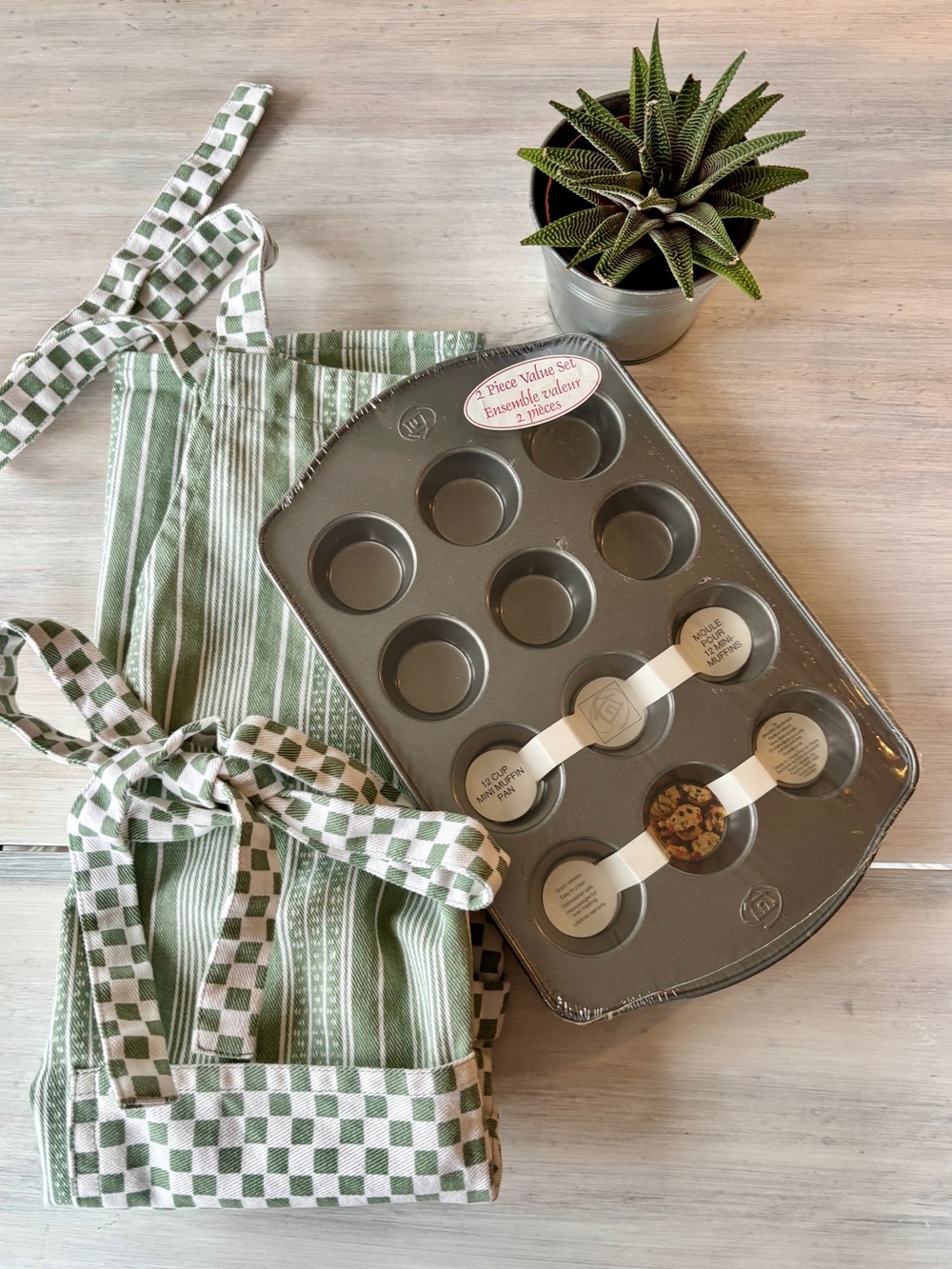 Baking Set: Green & White Striped Apron + Mini Muffin Pan. 2-Piece Bundle.